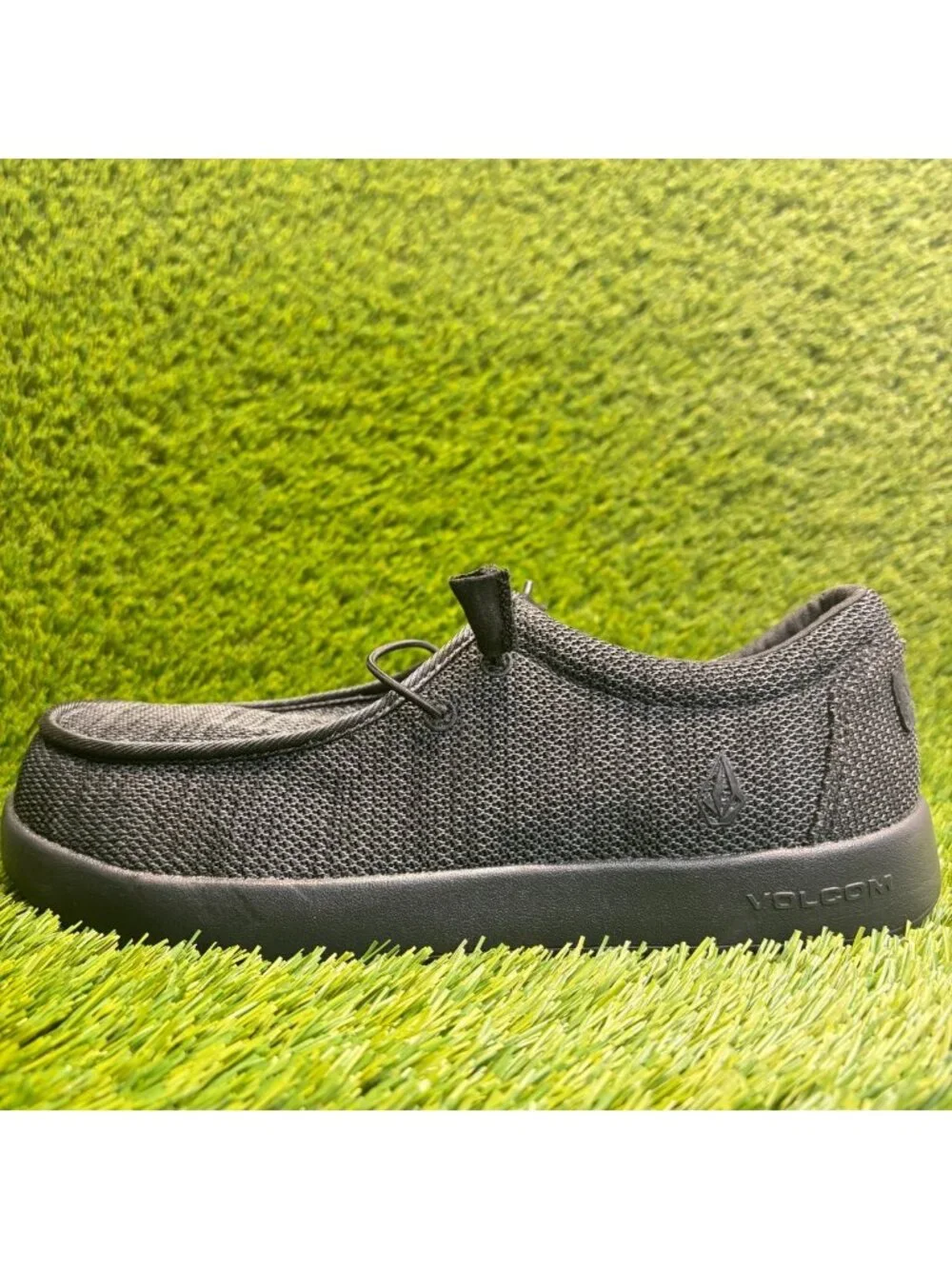 Volcom Chill Mens Size 8E Black Gray Composite Toe Safety Work Slip On Shoes